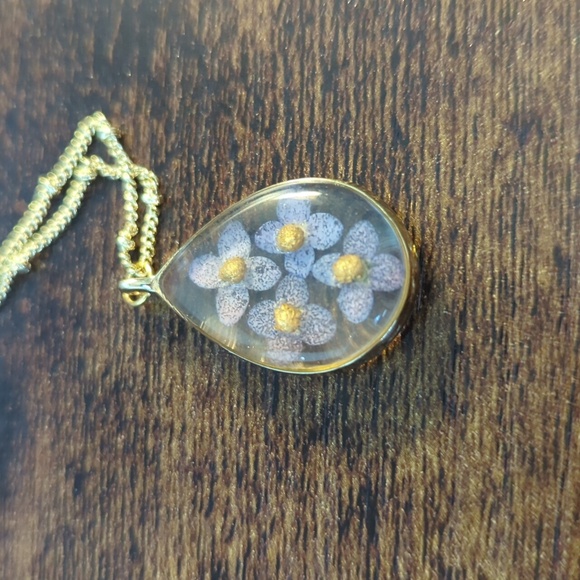 Lavender Forget Me Not Pressed Flowers Necklace - Picture 5 of 6